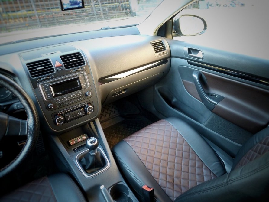 Jetta 5 салон