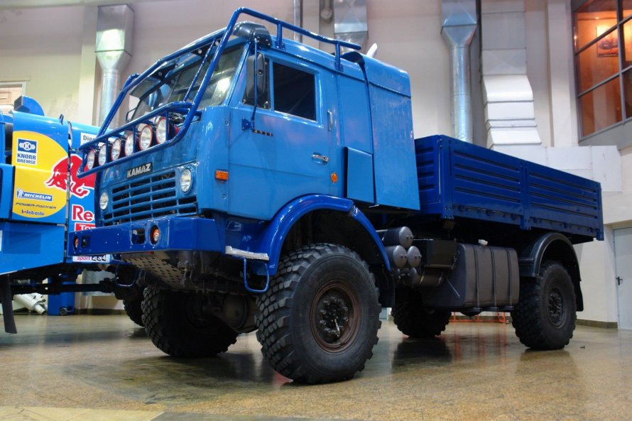 КАМАЗ 4911 extreme