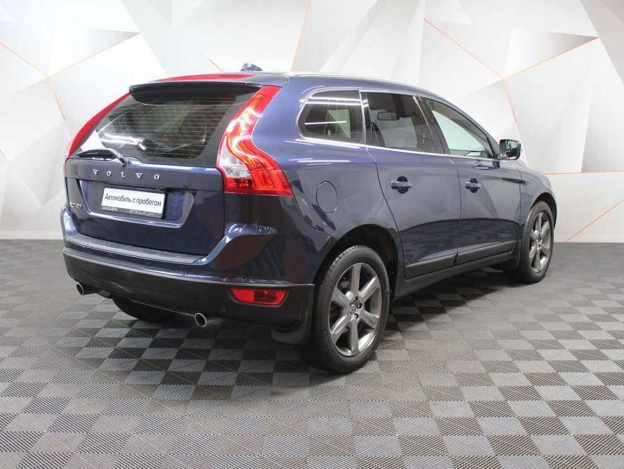 Вольво xc60 голубая