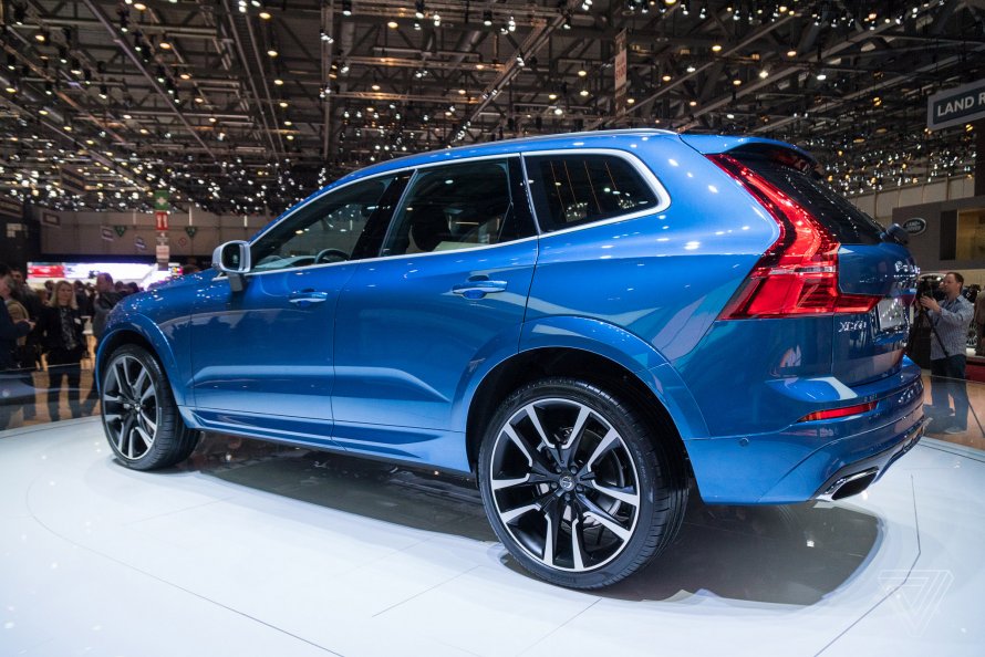 Volvo xc60 синий