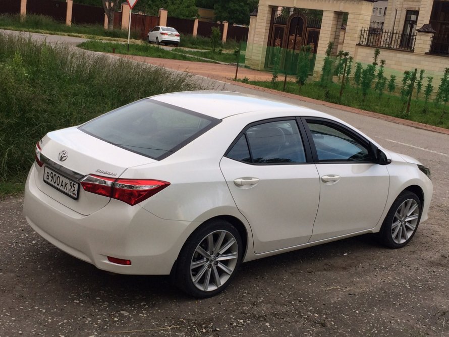 Toyota Corolla e170 1.8
