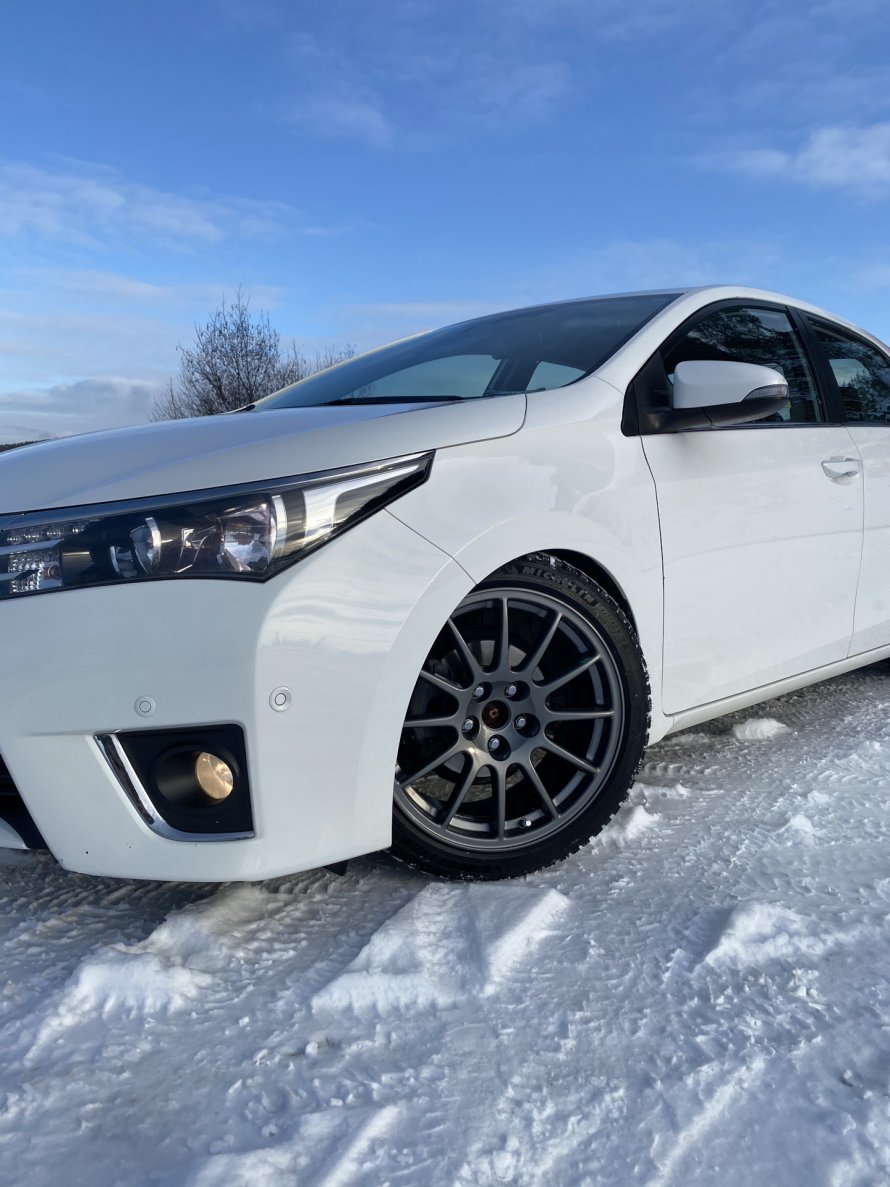 Toyota Corolla e160