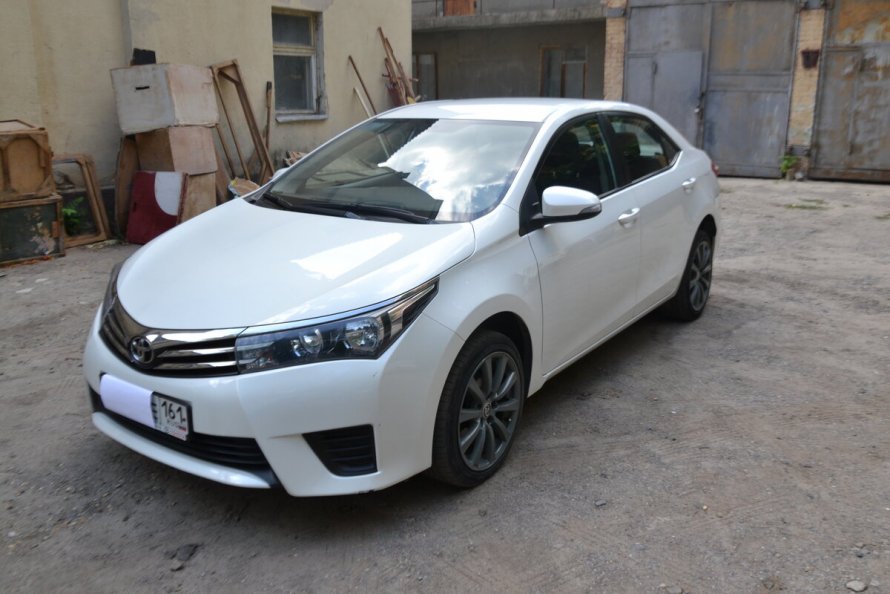 Toyota Corolla e170