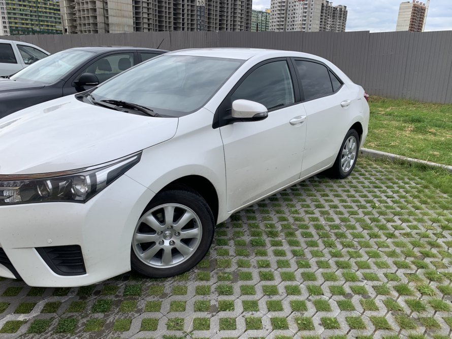 Toyota Corolla e170