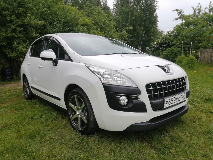 Peugeot 3008 белый