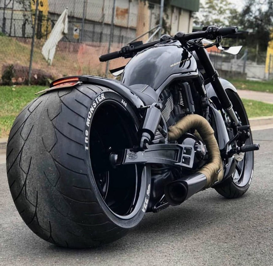 Харлей Дэвидсон v-Rod 2020
