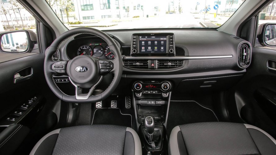 Kia Picanto 2020 x-line салон