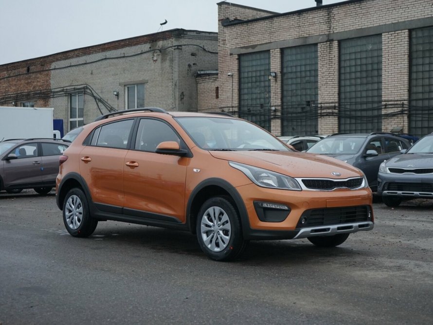 Kia Rio x line Orange
