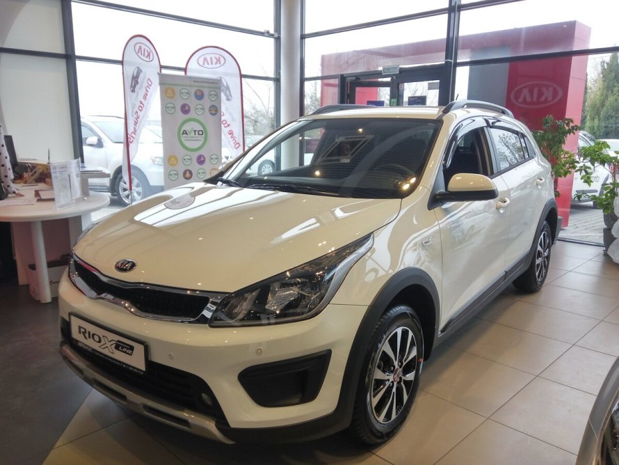 Kia Rio IV X-line 1.6 at