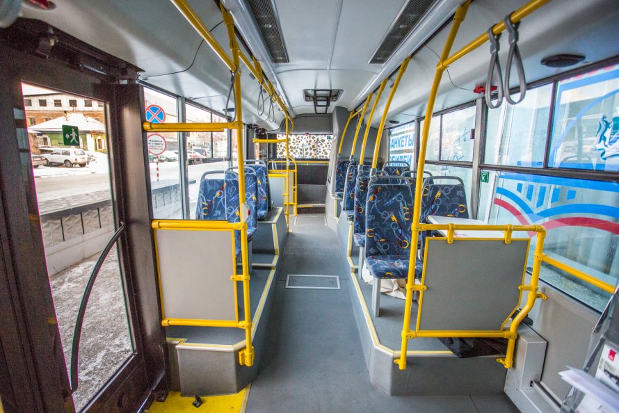 МАЗ 103965