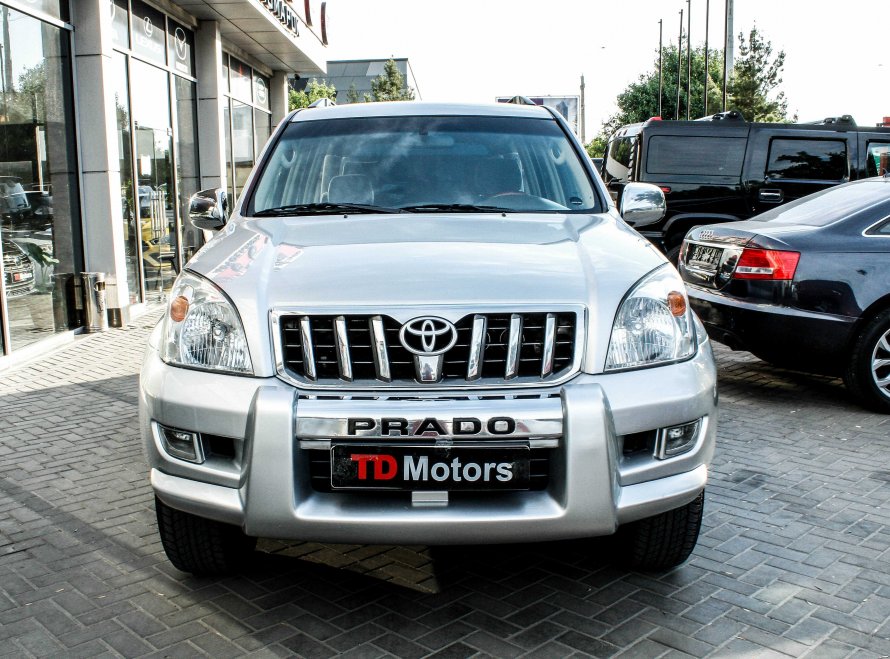 Toyota Land Cruiser 120 салон