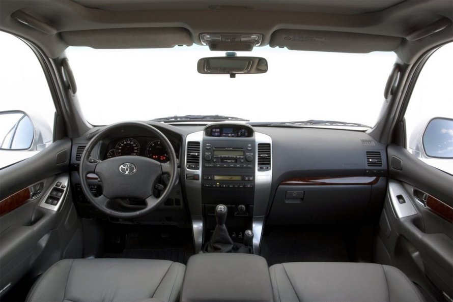 Toyota Land Cruiser 120