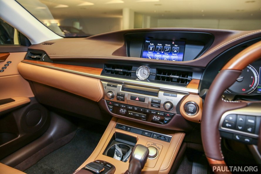 Lexus es 250 2015 салон