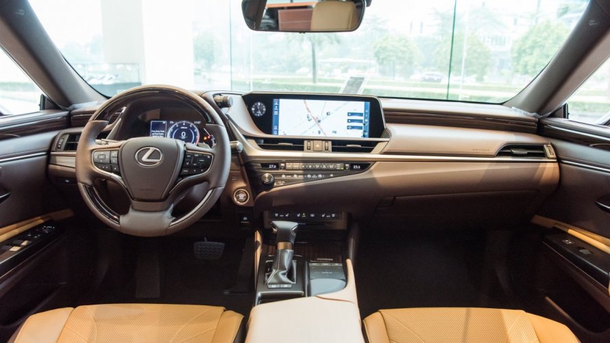 Lexus es 250 2021