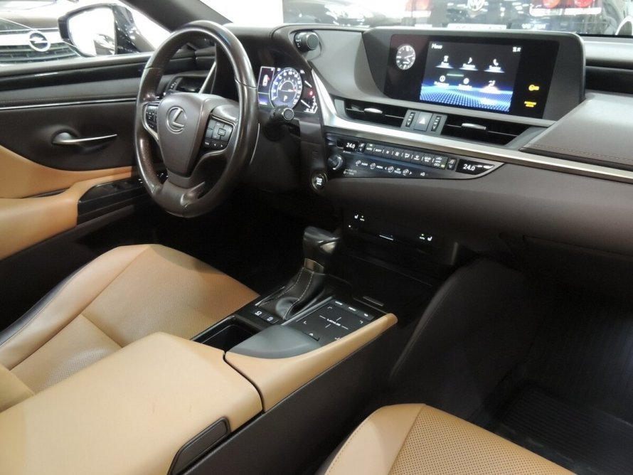 Lexus es 200 салон