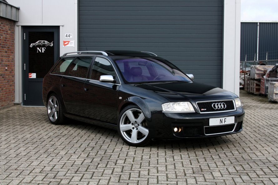 Audi RS avant 2004