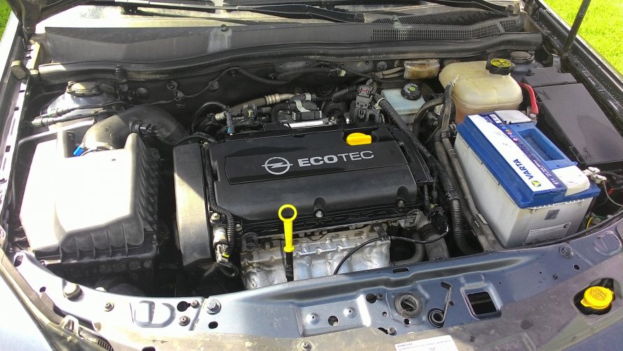 Opel Astra h 1.8 под капотом