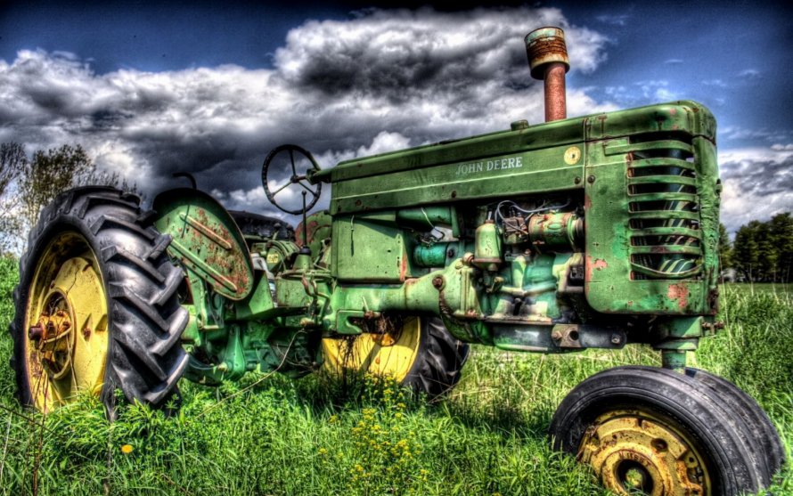 John Deere 320х240