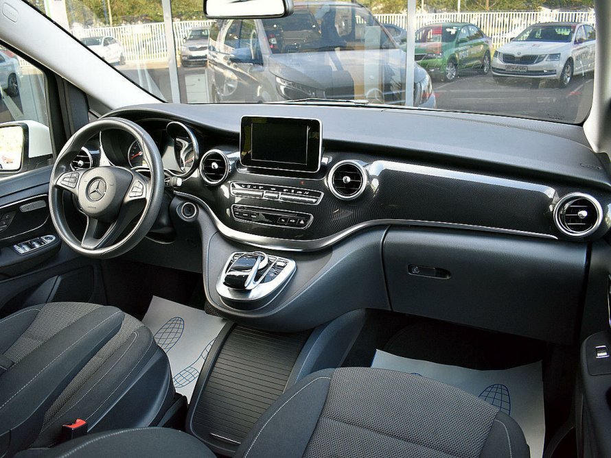 Mercedes v-class w447