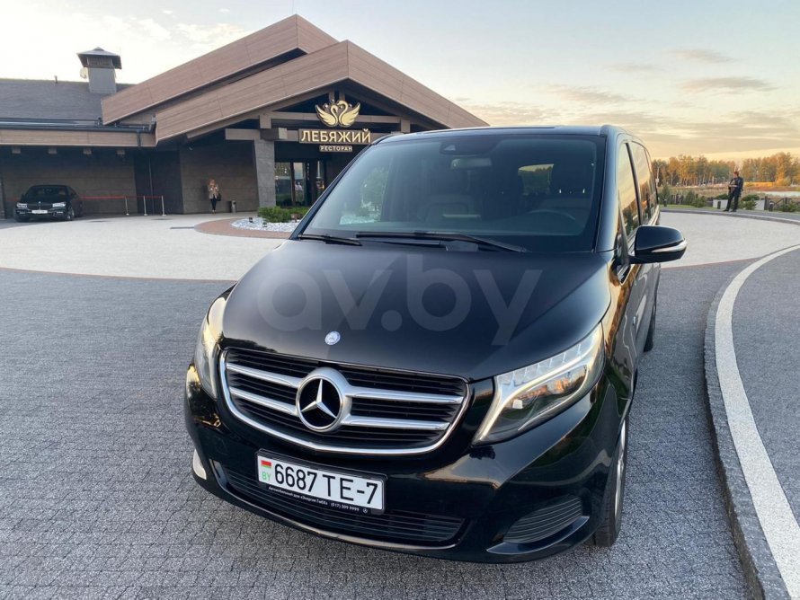 Mercedes w447 4к