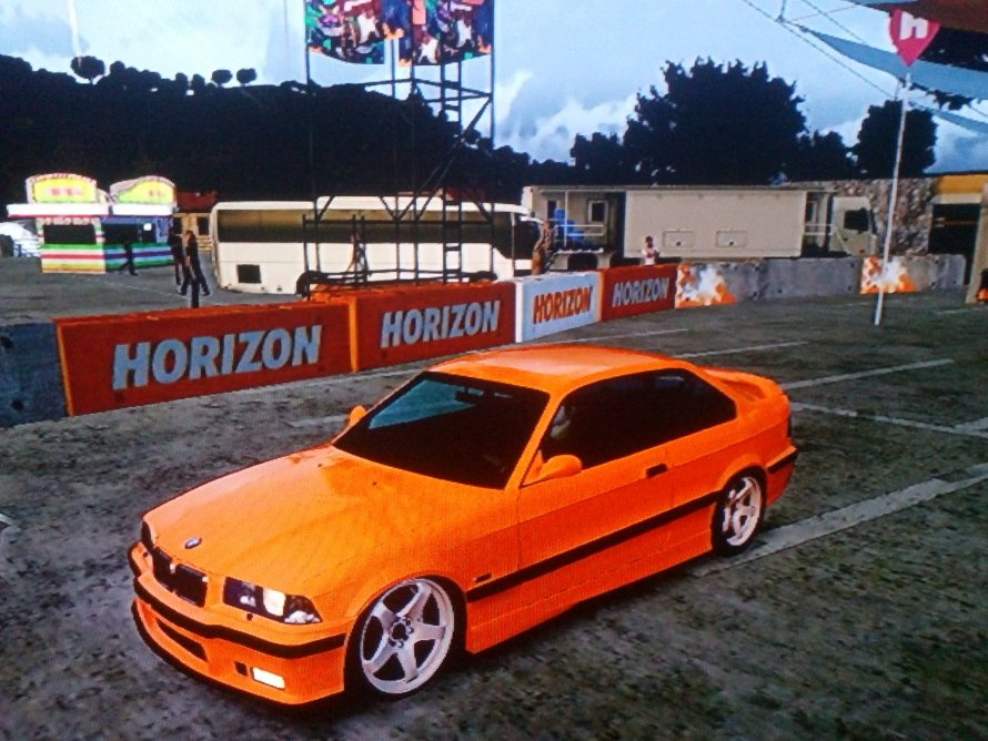 BMW Лисичка рыжая
