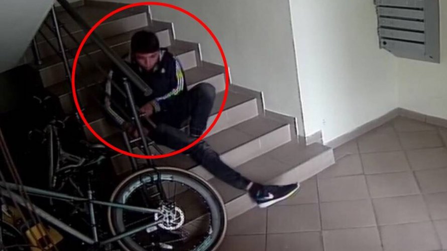 Кража велосипеда в подъезде