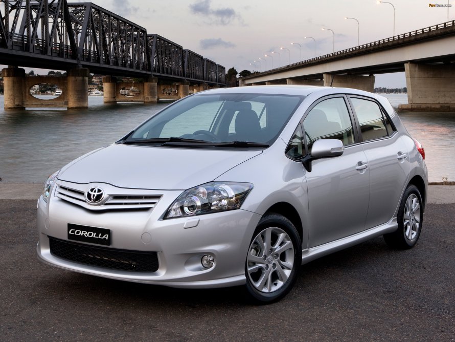 Toyota Corolla 2010 хэтчбек