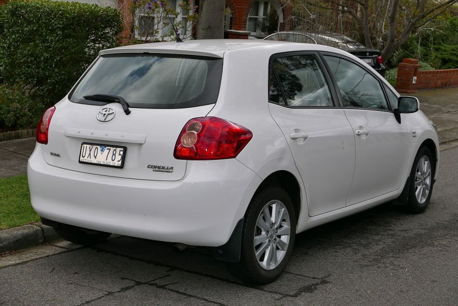Toyota Corolla 2007 хэтчбек