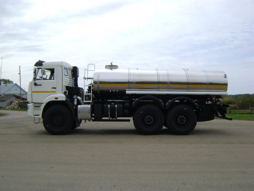 КАМАЗ 43118 водовоз 10