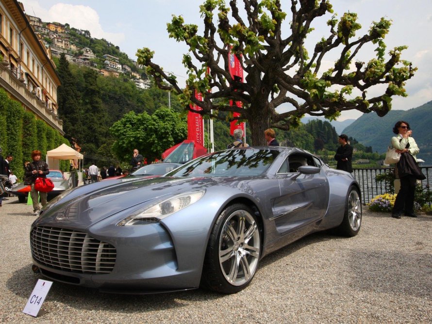 2010 Aston Martin one-77