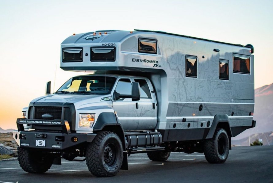 Автодом Ford 750 EARTHROAMER
