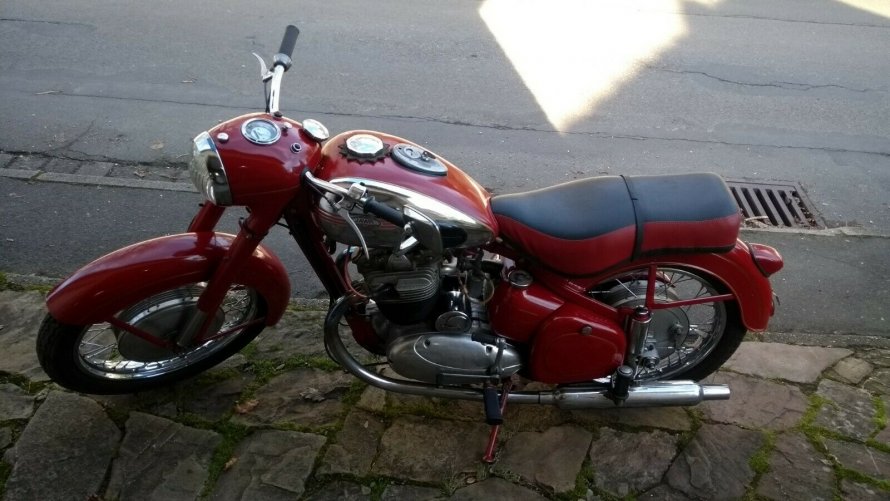 Ява (Jawa) 500 OHC