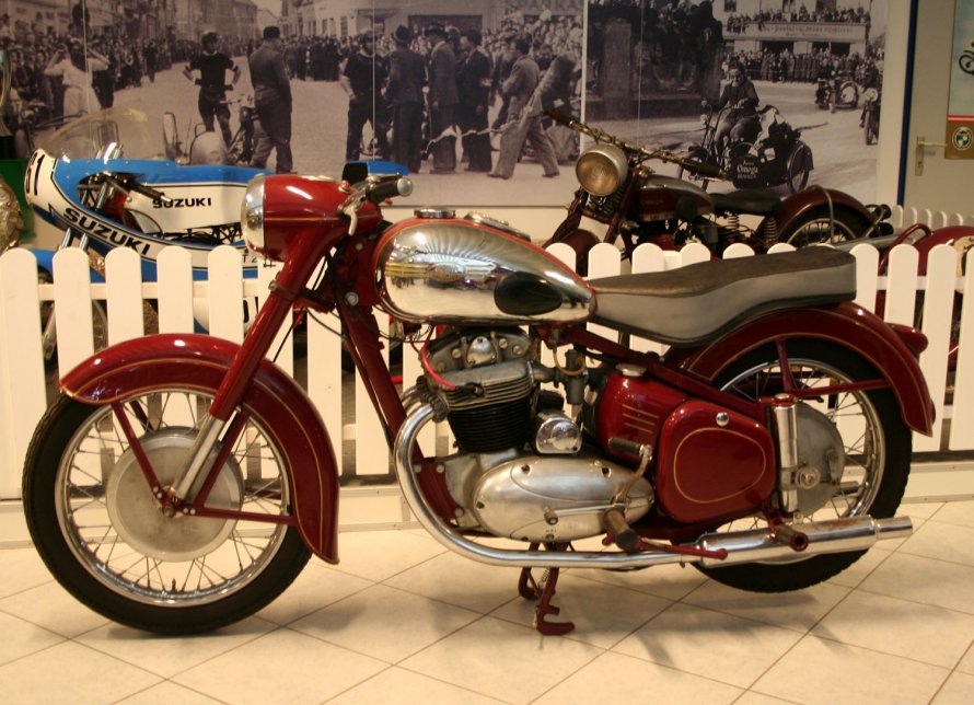 Jawa 500 OHC модель