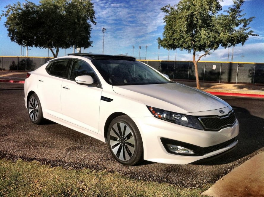 Kia Optima 2012 белая