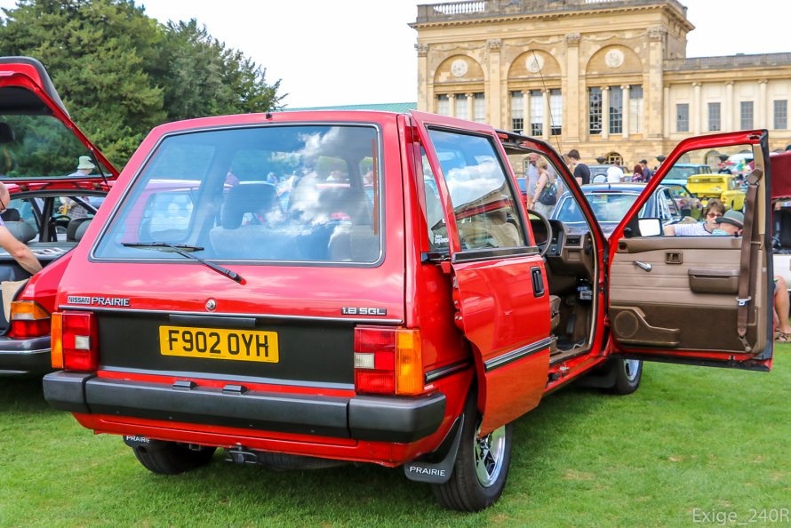 Nissan Prairie m10