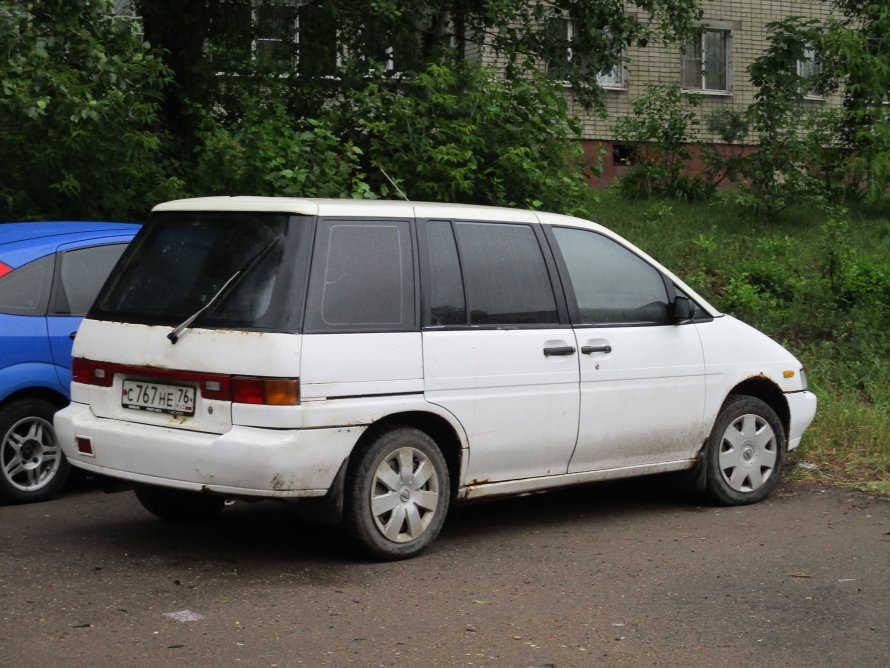 Nissan Prairie 1978