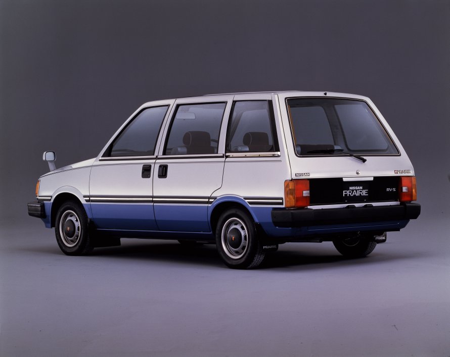 Nissan Prairie 1984