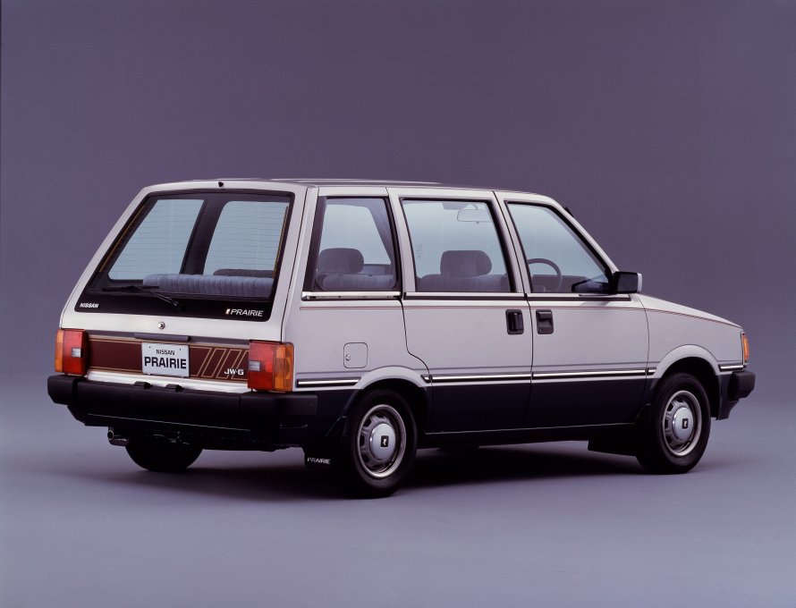 Nissan Prairie 1982