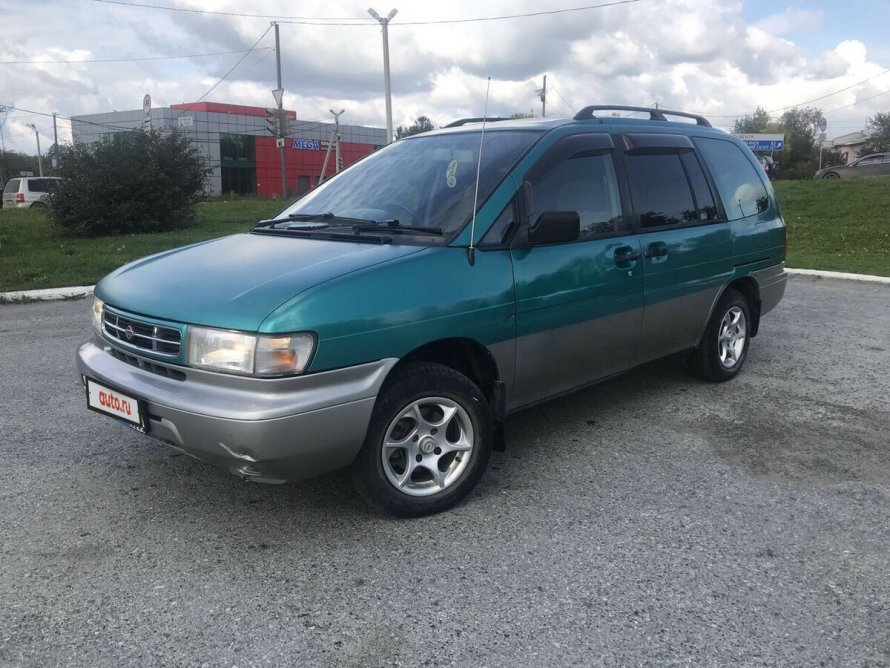 Nissan Prairie 4wd