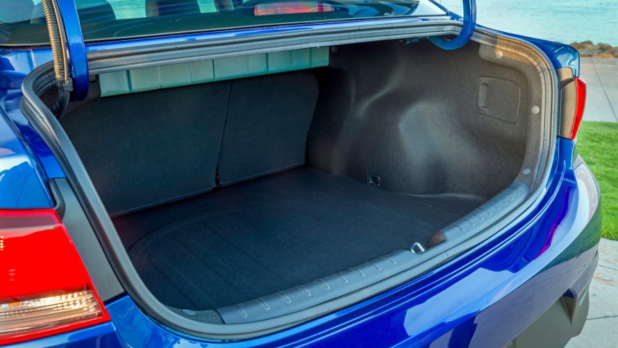 Kia Rio 2019 багажник