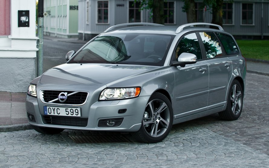 Volvo v50 2008