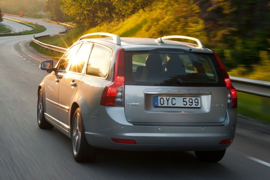 Volvo v50 2012