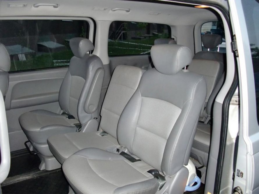 Hyundai h1 Grand Starex салон