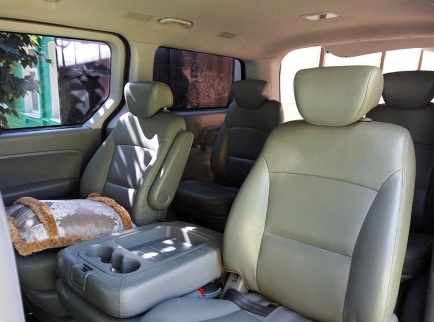 Hyundai h1 Grand Starex салон