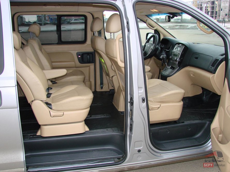 Hyundai h1 Grand Starex салон