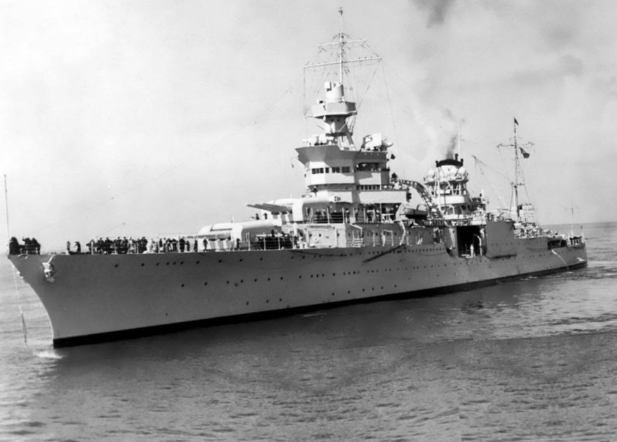 Тяжелый крейсер USS "Indianapolis"