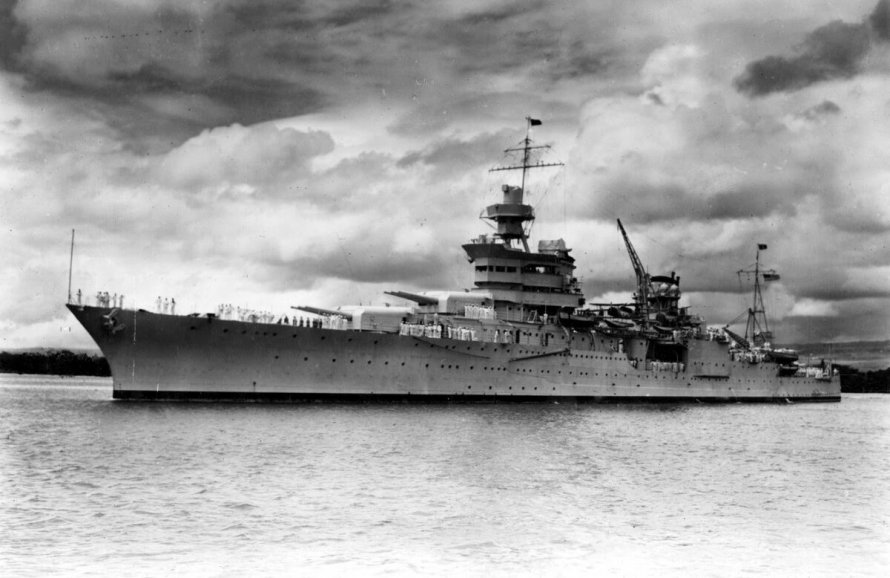Судно Индианаполис 1945
