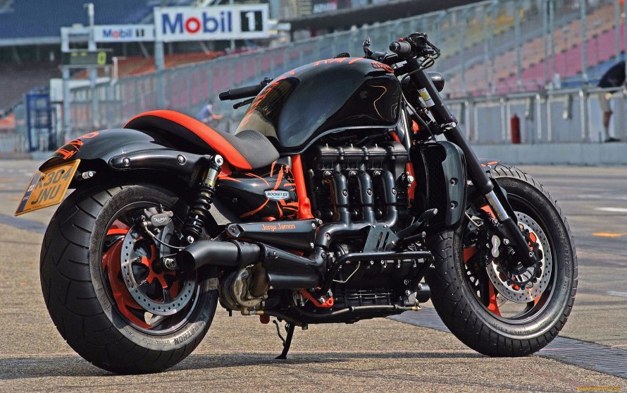 Triumph Rocket 3 2010