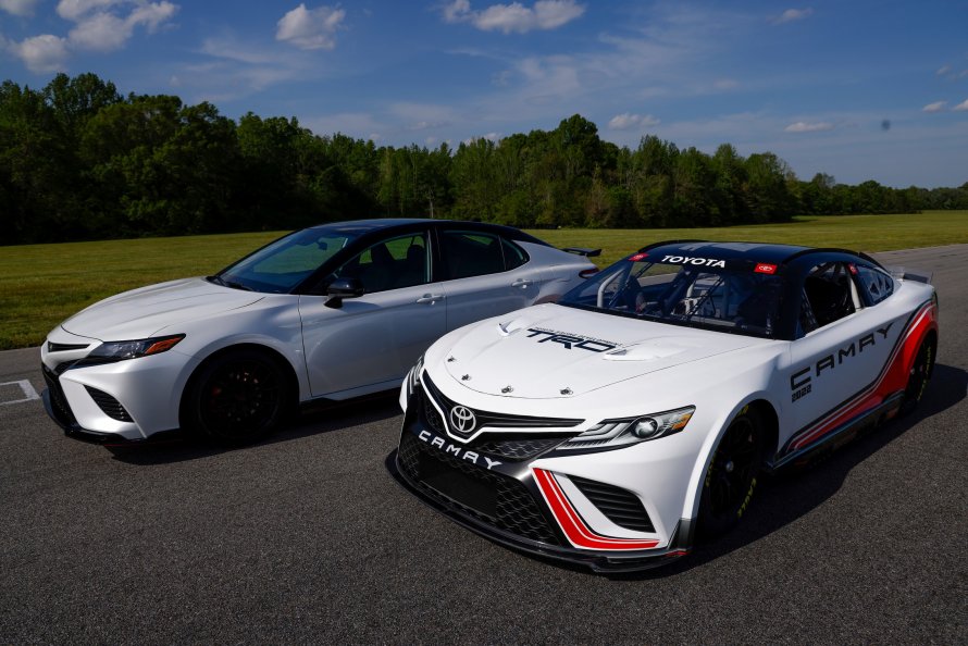 Toyota Camry 2022