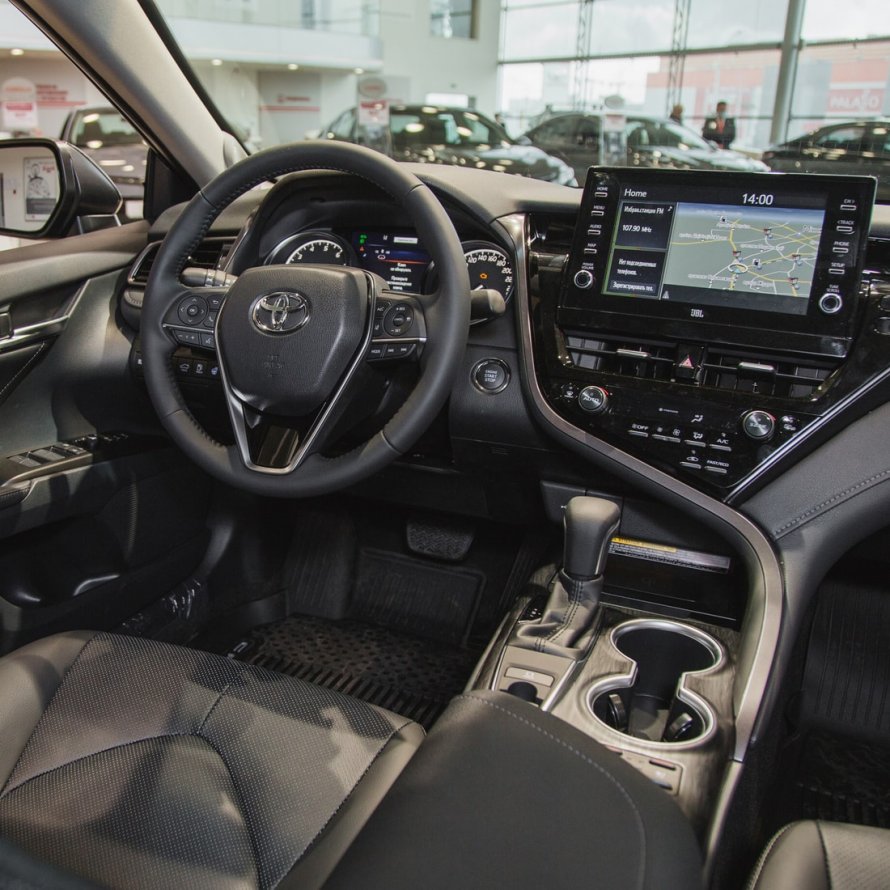 Toyota Camry 2020 XLE